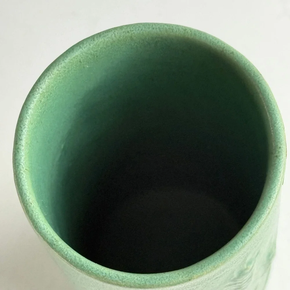 Rosemeade Pottery Wheat Motif Vase Shaded Green North Dakota ND Vintage 5.5in